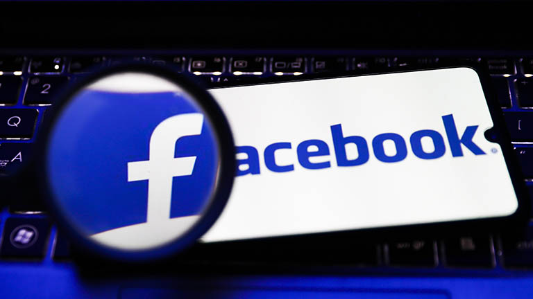 Varsleren mener Facebook setter sine egne interesser fremfor fellesskapets beste.